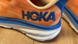 Hoka Clifton 9: la daily trainer si è fatta un po