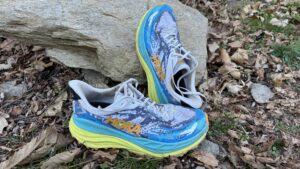 Hoka Stinson 7, la scarpa massimalista per il trail running