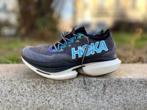 Anteprima Cielo X1, la nuova super scarpa per la maratona di Hoka