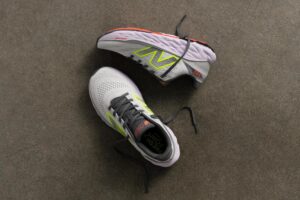 New Balance Fresh Foam X 880 v14, più dinamica e reattiva