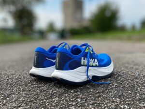 Una nuova intersuola per Hoka Rincon 4. Il nostro first look