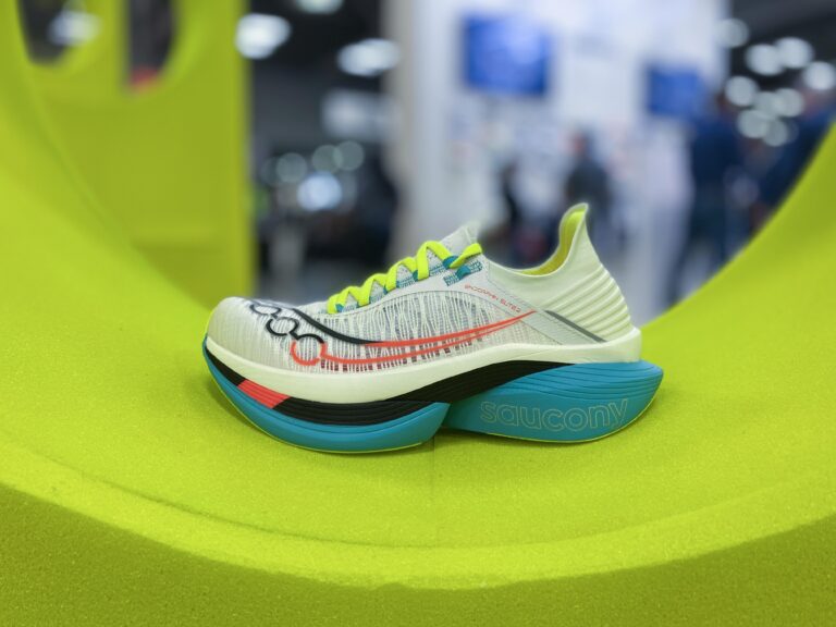 Anteprima della nuova Saucony Endorphin Elite 2 presentata al The Running Event di Austin.