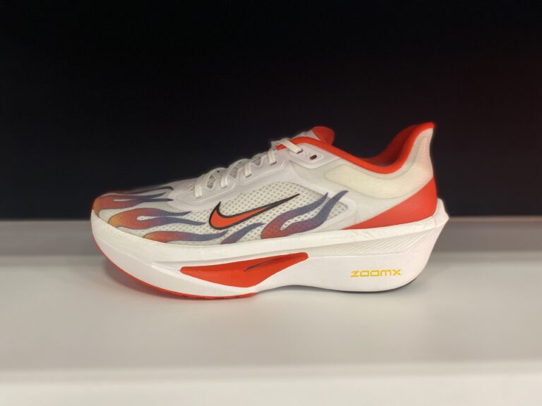 La nuova Zoom Fly 6, nella colorazione Fast Pack Ekiden, presentata al The Running Event di Austin