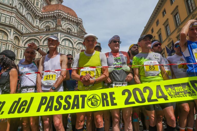 La partenza della più famosa ultramaratona italiana, la 100 Km del Passatore (courtesy photo)